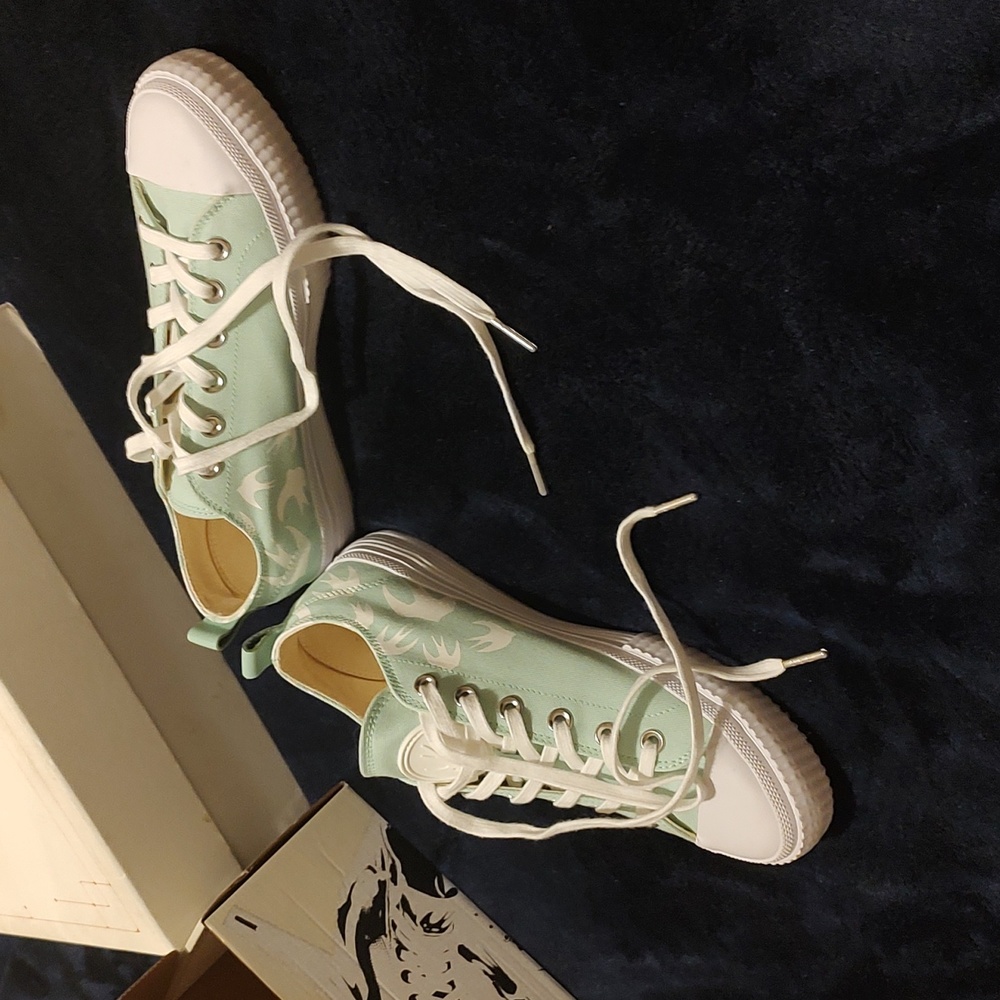 McQ sneakers unisex sz 40/8m/9w